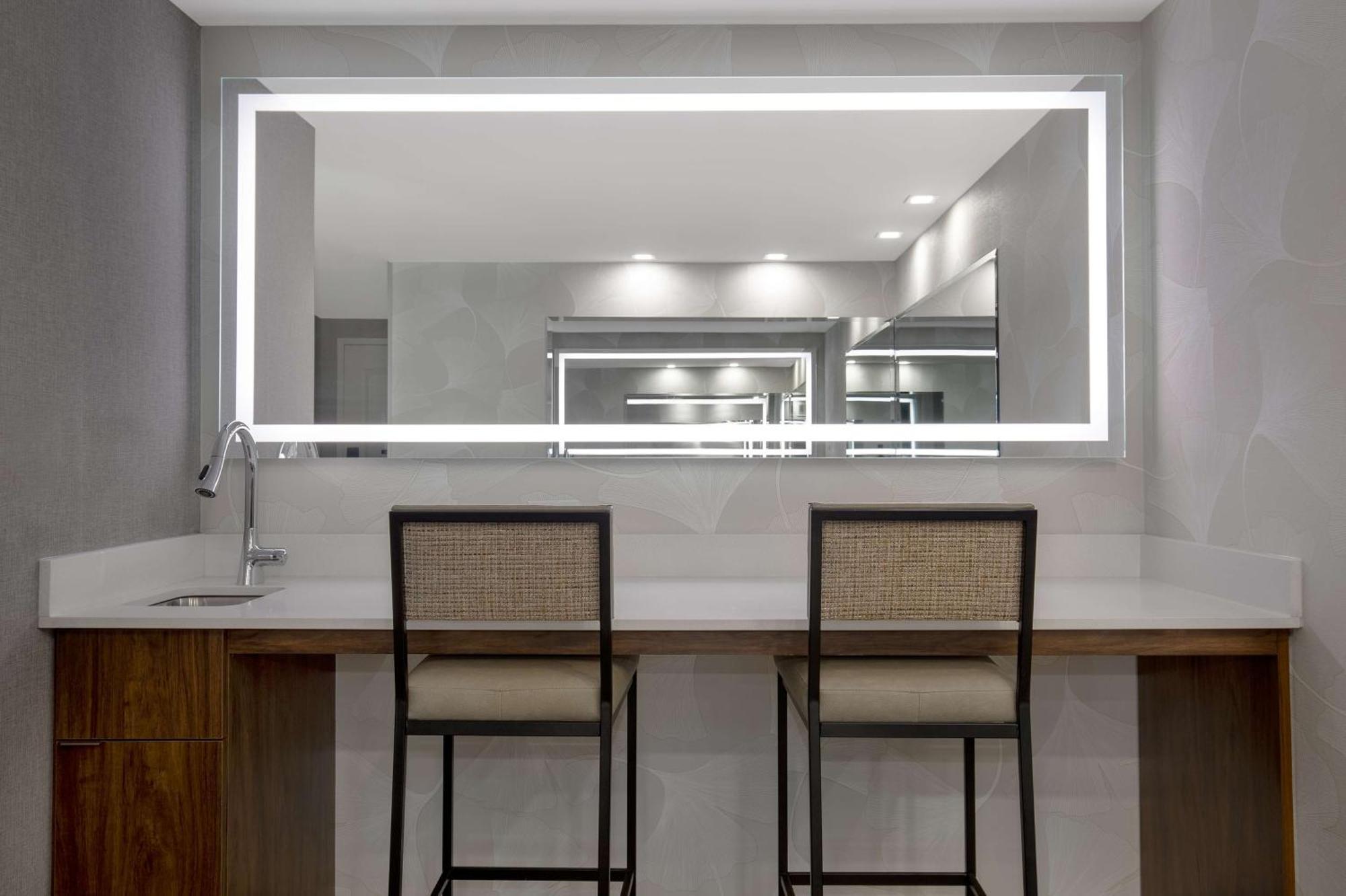 Hampton Inn By Hilton Brampton - Toronto Exterior photo