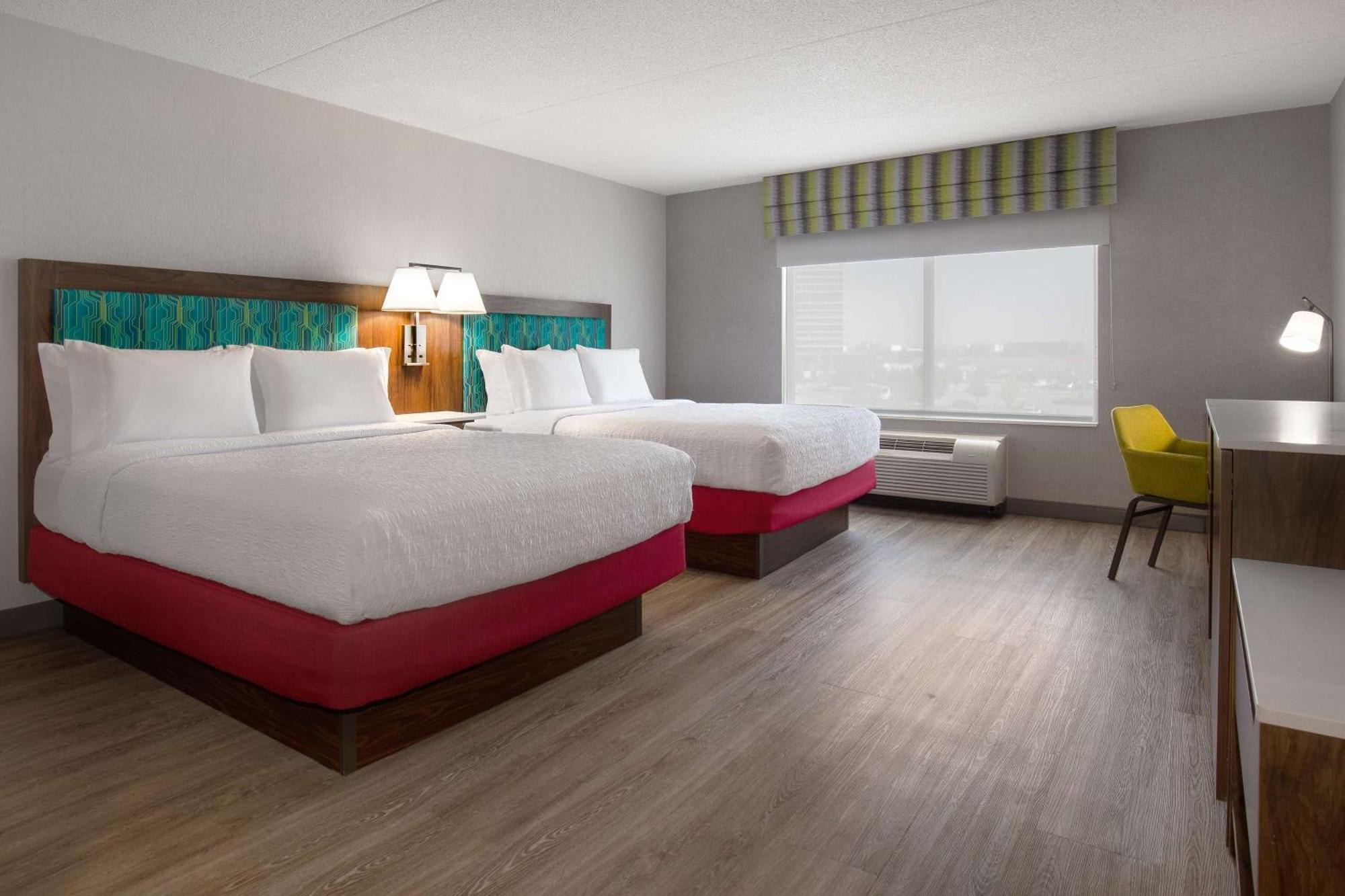 Hampton Inn By Hilton Brampton - Toronto Exterior photo