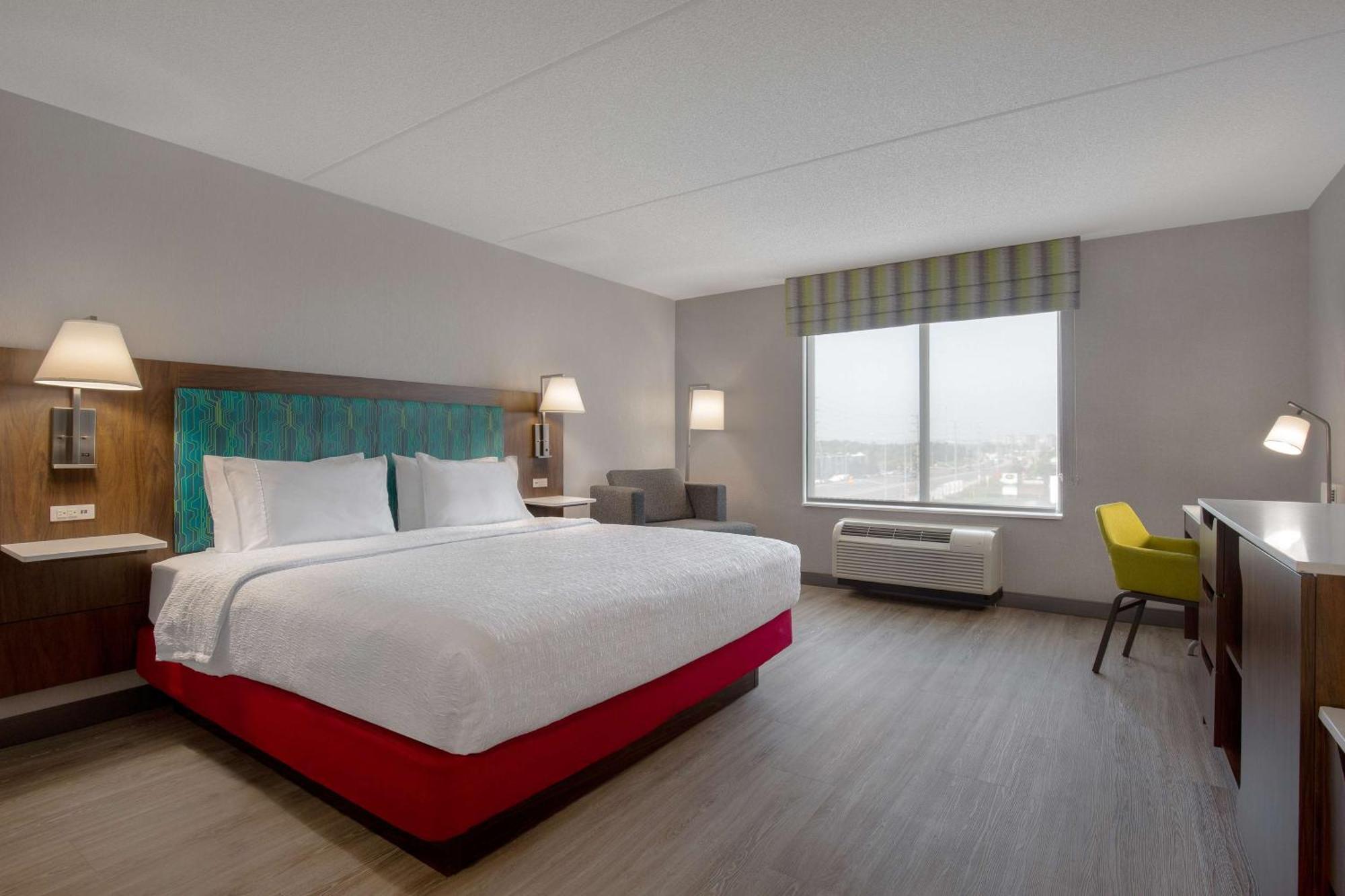 Hampton Inn By Hilton Brampton - Toronto Exterior photo
