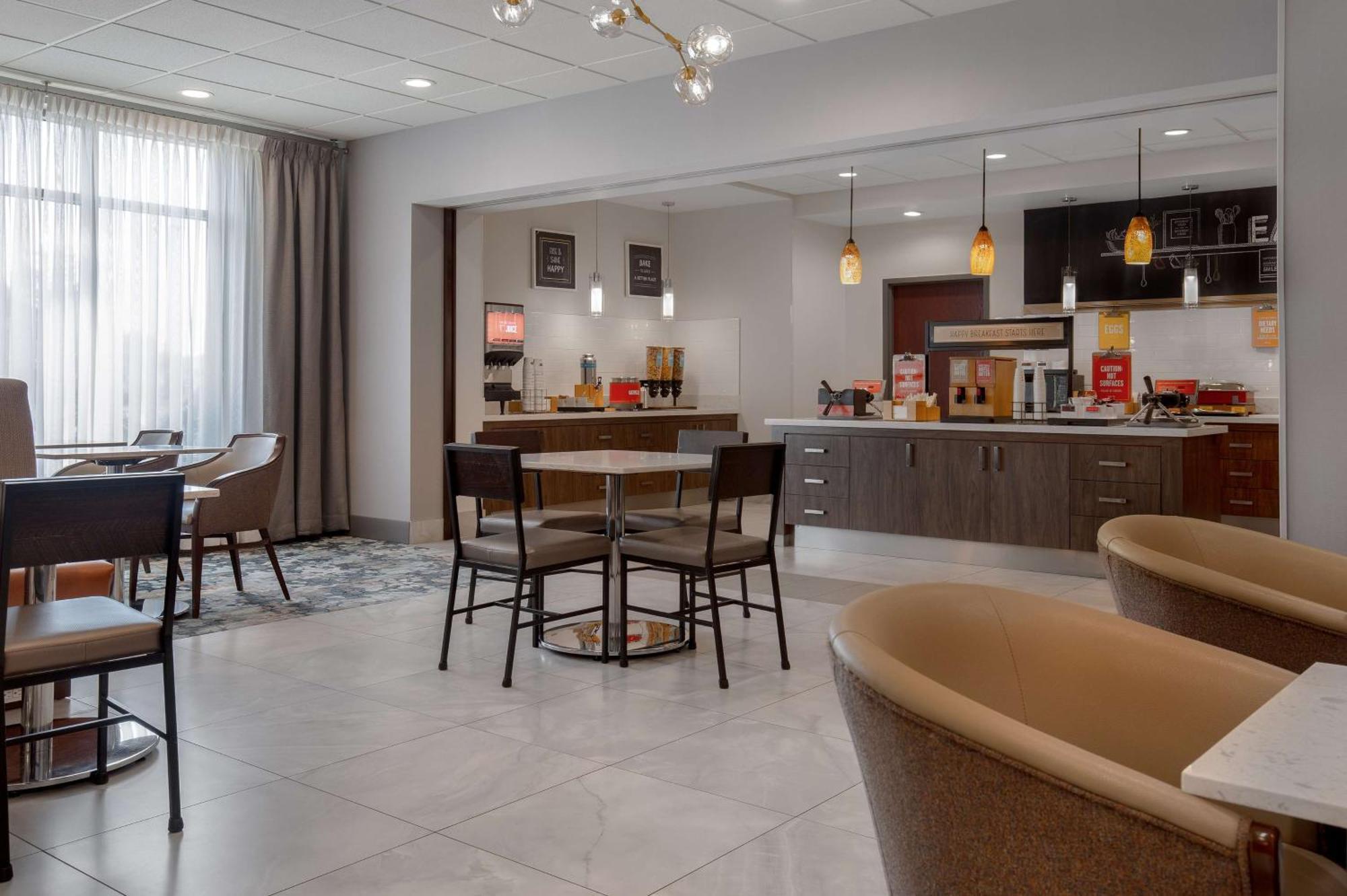 Hampton Inn By Hilton Brampton - Toronto Exterior photo